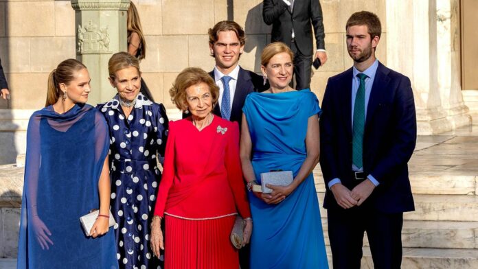 1756316306_news_image_image.gala_.de24442092tvGv2w1440r1.7778teaserspanischekoenigsfamilie.jpg.jpeg