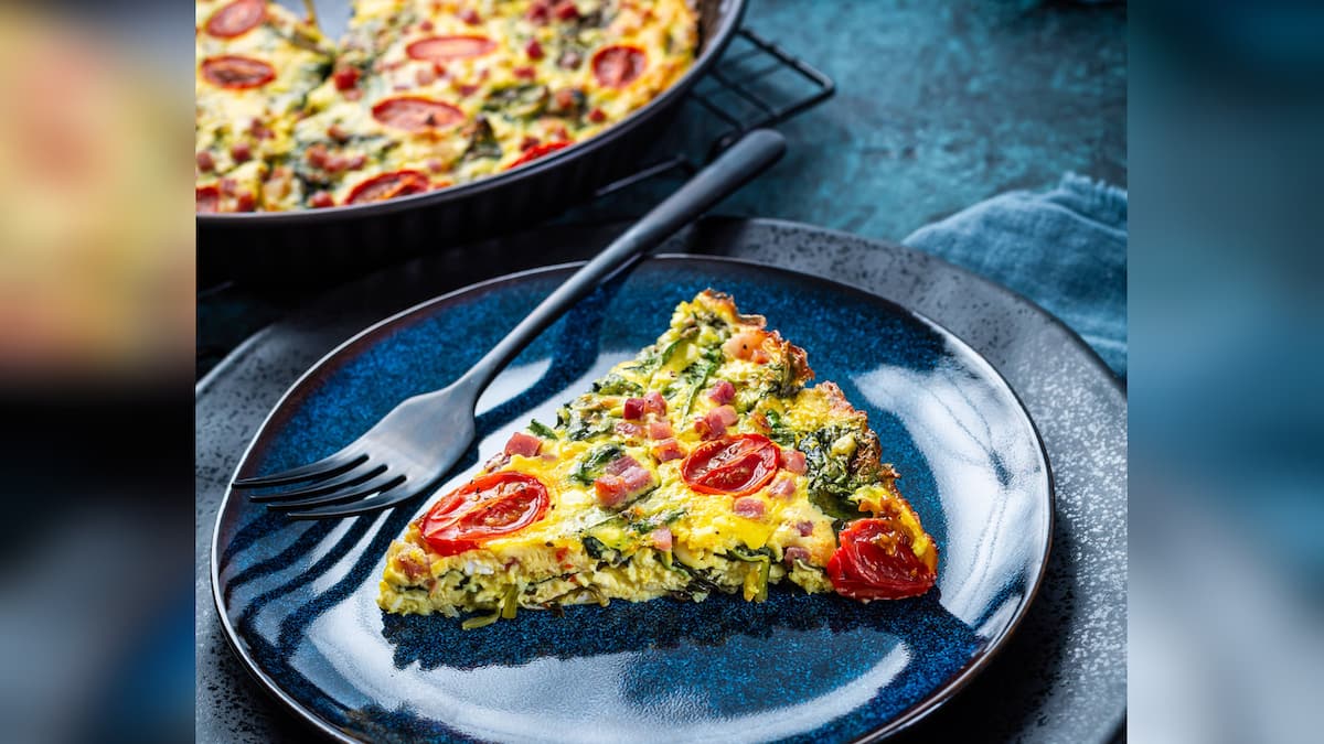 Fritata e artë me domate dhe spinaq