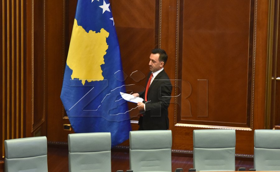 Abdixhiku: Me vulgaritetin e tij, Basha nuk është shembull për institucionin më të lartë
