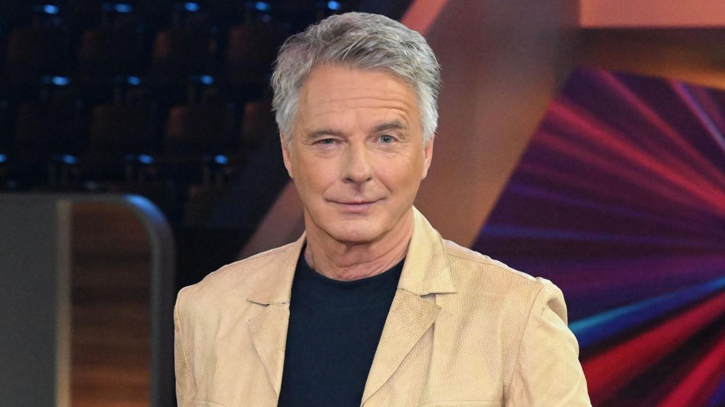 Jörg Pilawa: Moderatori Jörg Pilawa humbet fjalët e para
