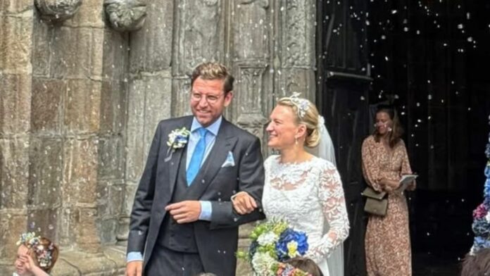 1756582721_news_image_image.gala_.de24442428t8Iv3w1440r1.7778aufmacherprinzphilippvonpreussen.jpg.jpeg