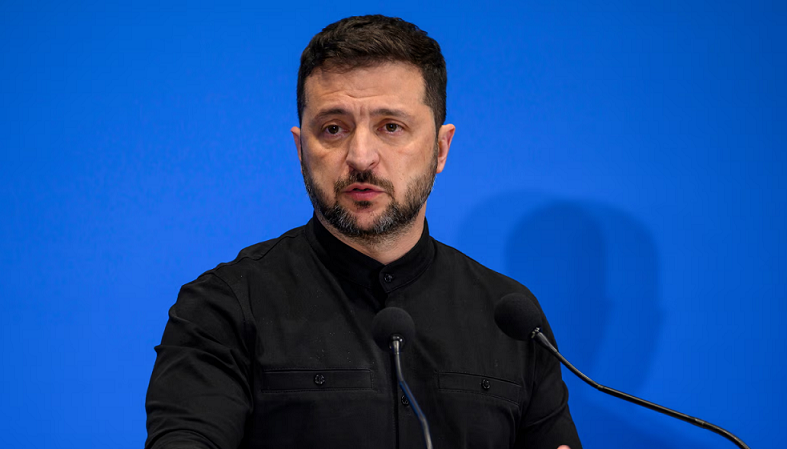 Zelensky dënon sulmin rus pasi goditi ndërtesën kryesore qeveritare në Kiev: Qëllim për ta zgjatur luftën
