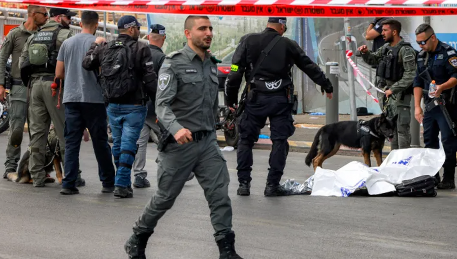 Shkon në gjashtë numri i viktimave në sulmin me armë në një stacion autobusi në Jerusalem