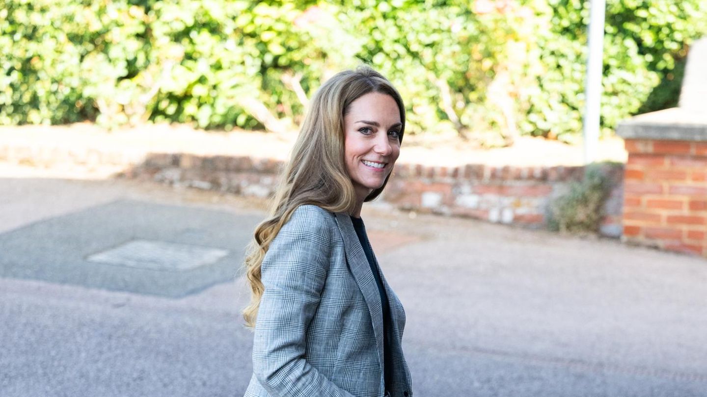 Katerina, Princesha e Uellsit: Monotone? Kjo është arsyeja pse pamja elegante e Kate është absolutisht shembullore këtu