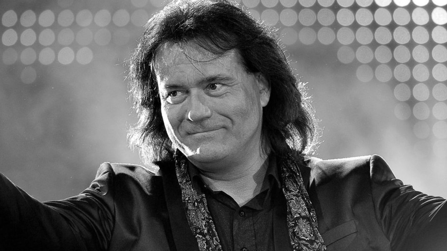 Andreas Martin: Ylli i popit vdiq